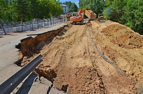 Не дождавшись помощи от властей, добровольцы построили дорогу во Ржеве и получили за это штраф от чиновников