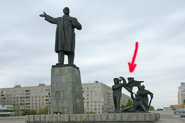 Самые странные памятники Ленину со всего света