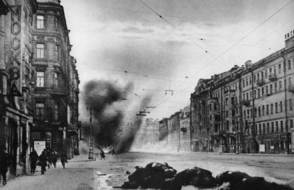 Военный Ленинград: адреса жизни и смерти
