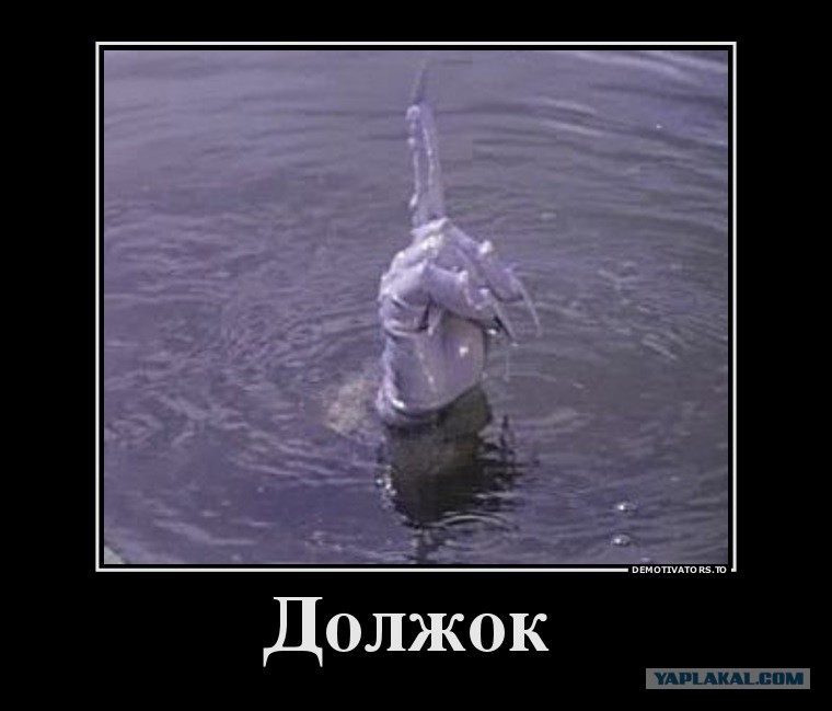 Приятель вернул должок побудив пассию трахнуть спящего друга