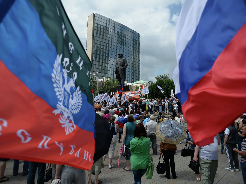 Россия и Донбасс готовят грандиозный железнодорожный проект в обход Украины Россия и Донбасс готовят грандиозный железнодорожный проект в обход Украины