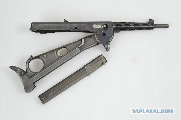 Пистолет-пулемет с продольным расположением магазина - ZB-47