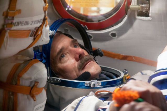 Что такое космический стук и как пить коньяк в невесомости — истории из мира астронавтов