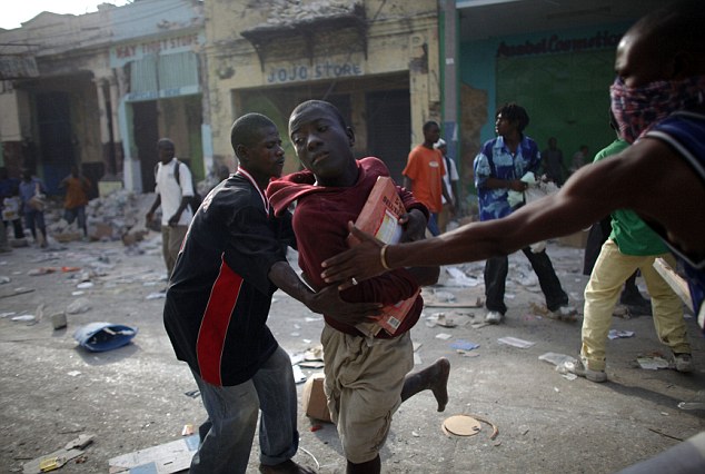 Полная анархия на Гаити