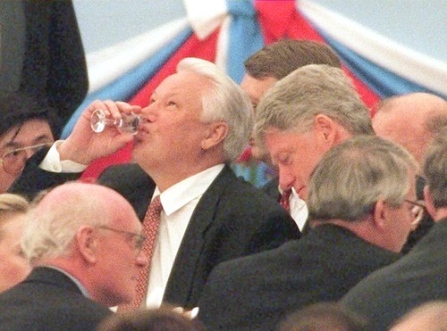 Алкоголизм Ельцина- Позор и трагедия России