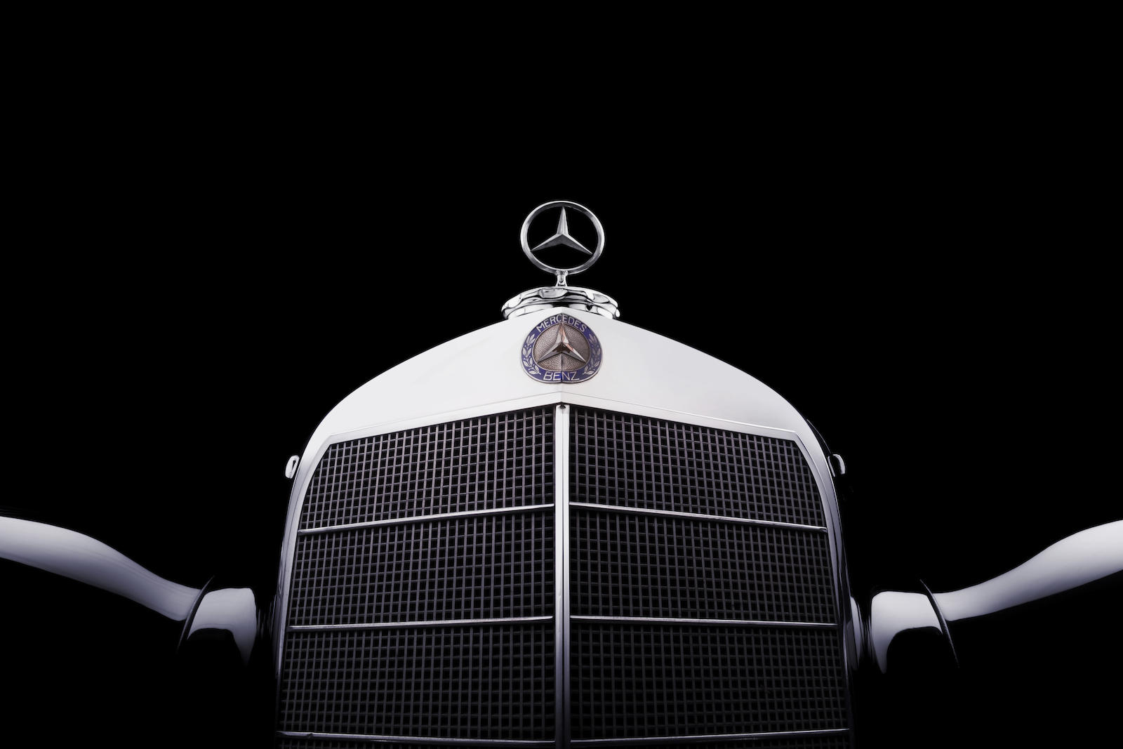 Mercedes-Benz 300S.   