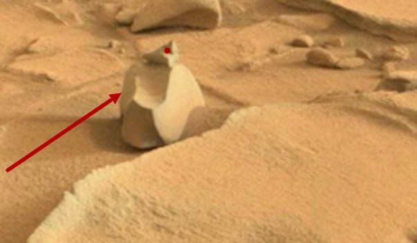Марсоход Curiosity пробурил подножие горы