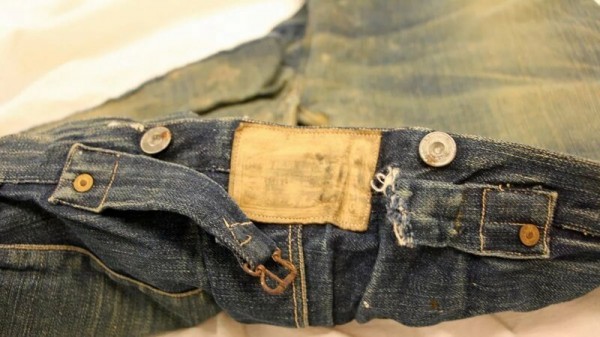 Кто изобрел джинсы?