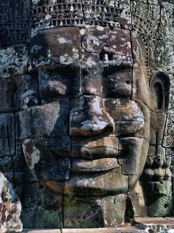 Удивительный и сюрреалистический Ангкор Ват