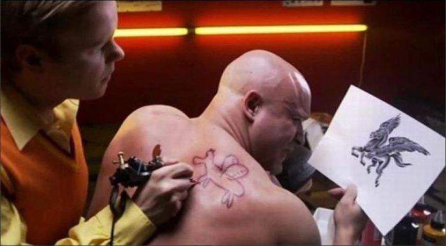 Татуировщик из института культуры