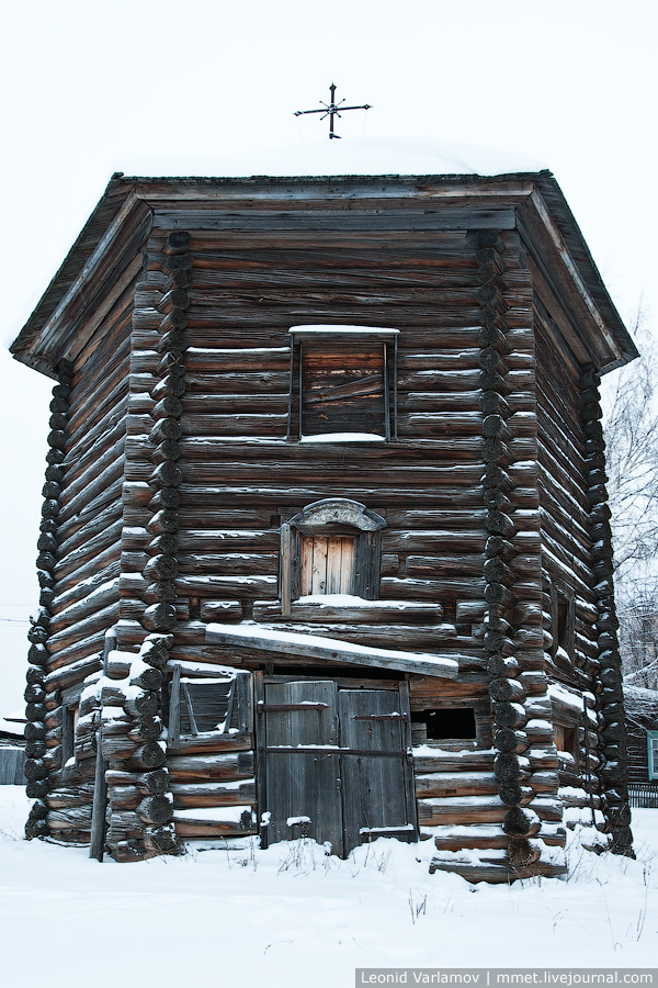 Село Пянтег и деревянная Богоявленская церковь