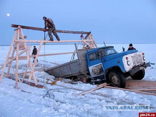 Самая тяжелая мужская работа – «выморозчик» в Якутии. «Нам платят 40 000 рублей за лед»