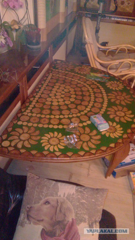 Композитный стол из лиственницы и эпоксидной смолы
