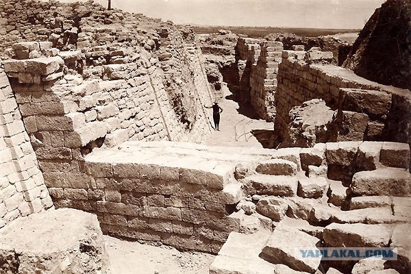 Египетский морок. Строительство колоссов, Сфинкса, пирамид на заре эры фотографий в 19 веке.