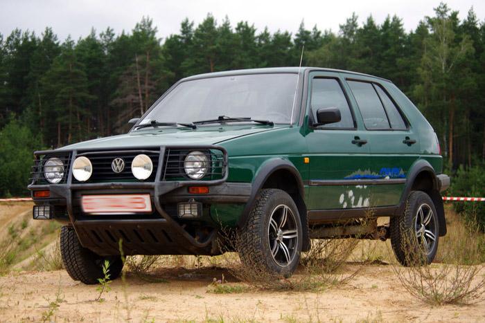     VW Golf Country  14    ?