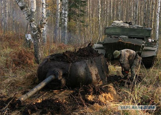 Танки из Невы