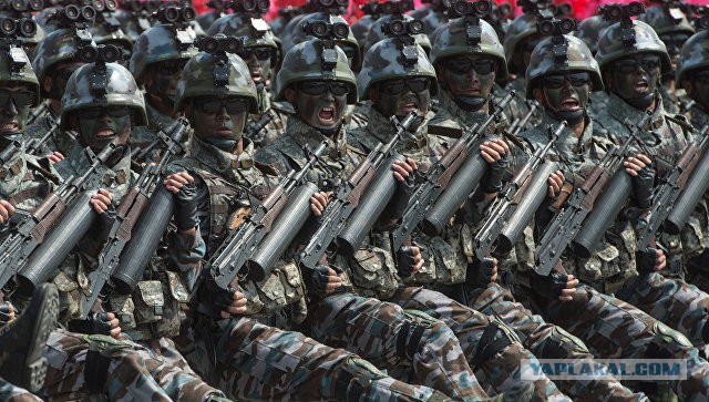 Главы Северной и Южной Кореи решили прекратить войну, длившуюся с 1950-х годов