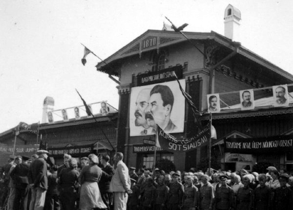 Присоединение Прибалтики к СССР в 1940 году в фотографиях