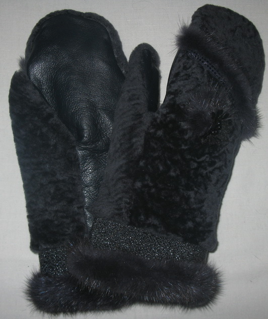 Меховые рукавички - замечательный подарок к Новому Году!