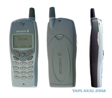 А каким был твой первый телефон?