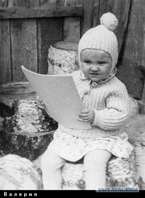 Знаменитости в детстве. Фото из домашних архивов