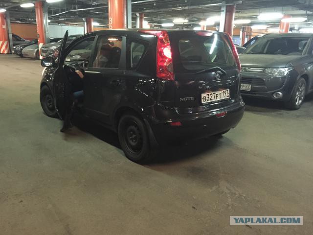 Продаю машину Nissan Note 310000. Москва.