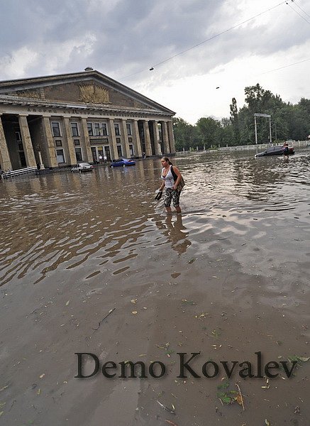 Ураган и потоп в Луганске