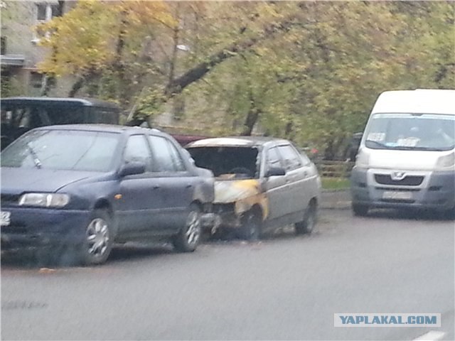 В Москве сжигают машины с кавказскими номерами