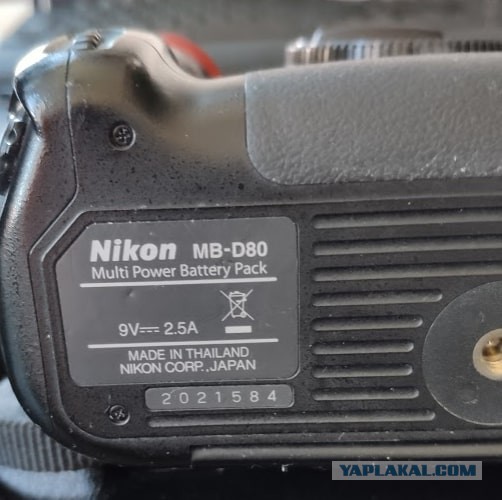 Продам Nikon D90 с допами