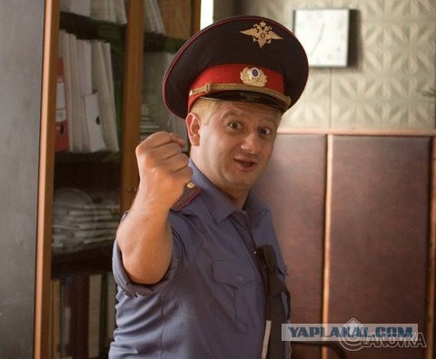 10 полицейских ГУВД Москвы задержаны за разбой и вымогательство