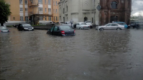 Во Владикавказе прошел "небольшой" дождик