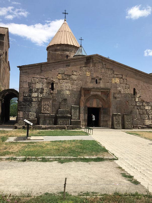 Бари галуст! Добро пожаловать в Армению