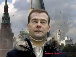Медведев поставил задачу вдвое снизить уровень бедности.