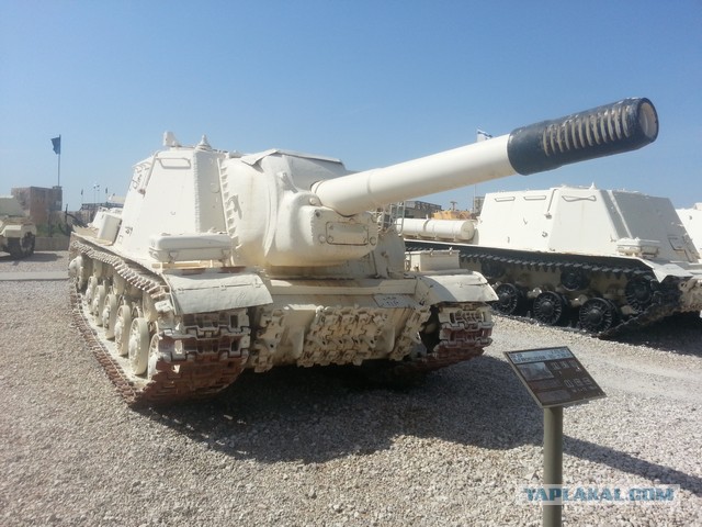 Танковый музей в Латруне
