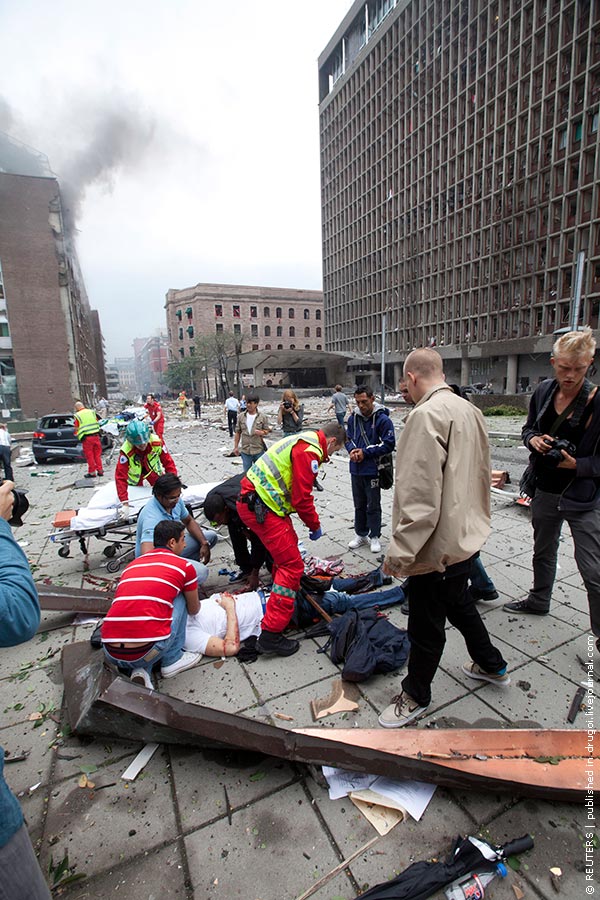 Теракты в Осло: взрыв и расстрел подростков