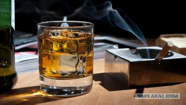 Отказ от употребления алкоголя может стать причиной преждевременной смерти.