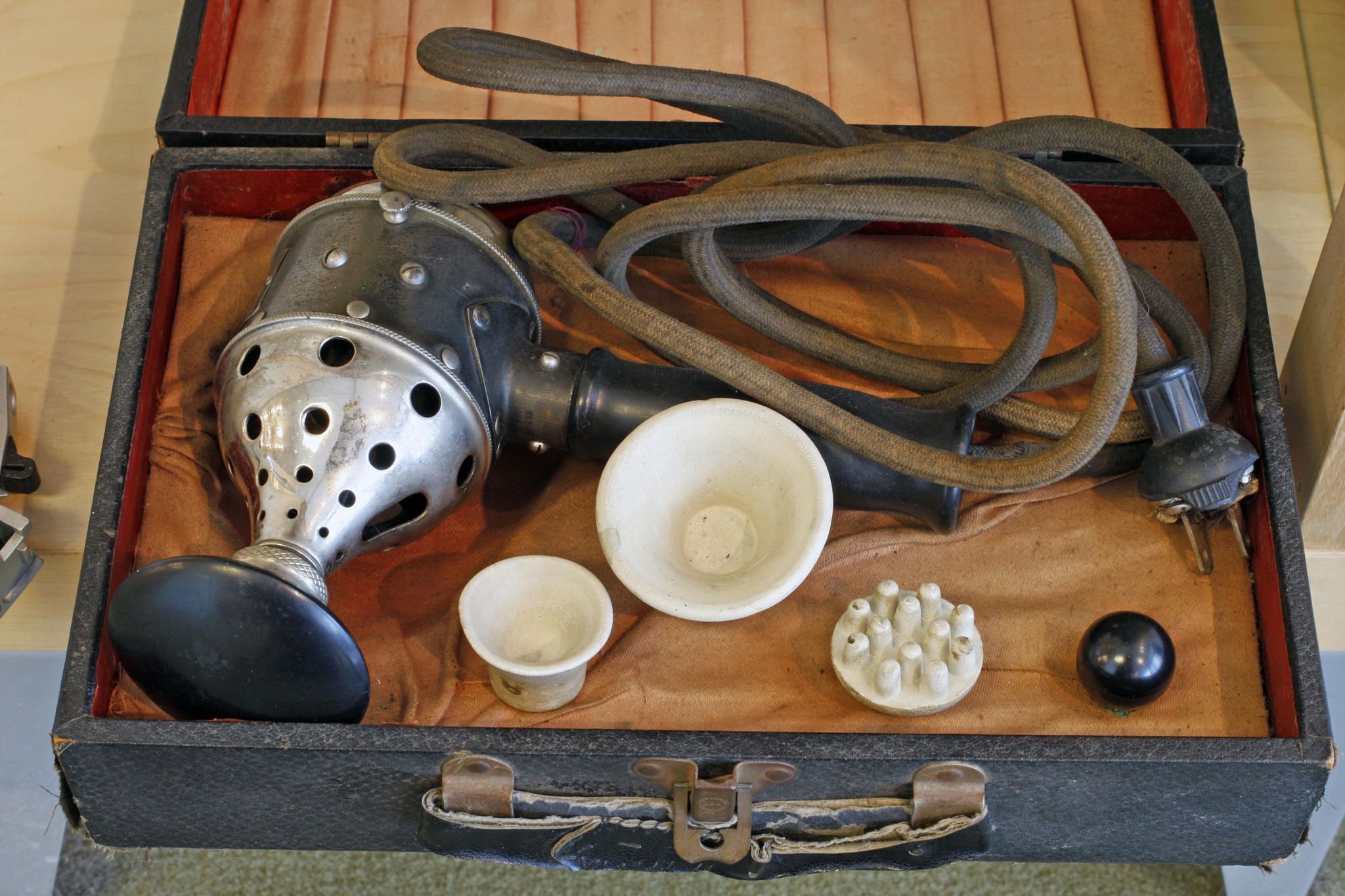 Женщины Использующие Фаллоимитаторы