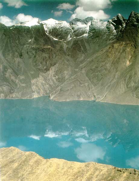 Сарезское озеро
