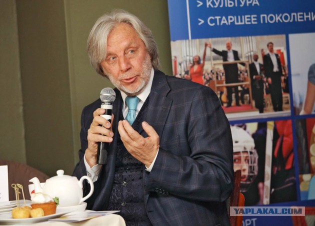 Сбежавший из России артист Владимир Назаров просит украинский паспорт.