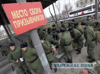 В Тверской области в школу пришел пьяный молодой человек и начал избивать школьников, за ребят заступился учитель истории