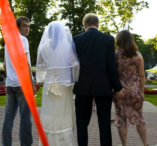 Свадебные фото, которые доказывают, что идеальных свадеб не бывает