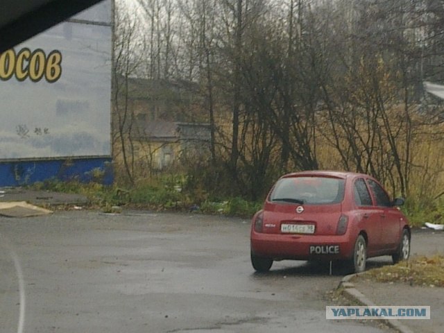 В Волгограде за надпись POLICE лишили прав