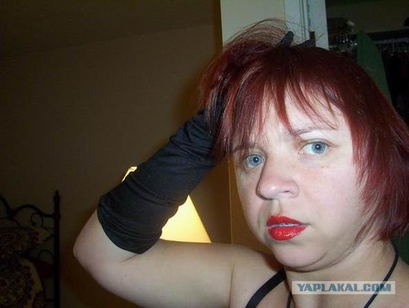 Зрелая чертовка так и манит к себе