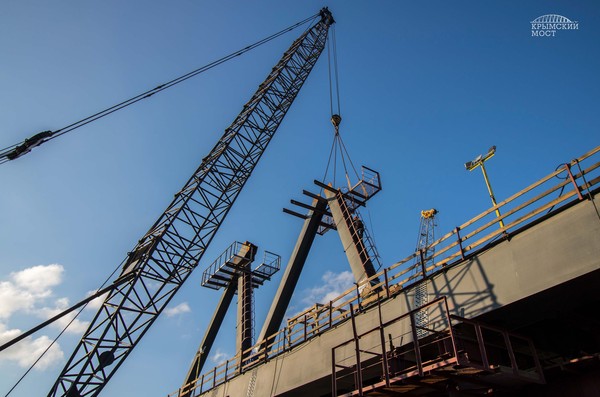 Строители Керченского моста подвели итоги весеннее - летнего сезона