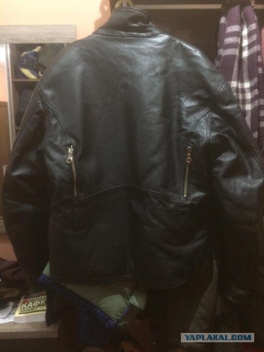 Продам куртку-косуху SPIDI (Москва)