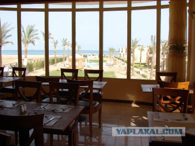 Поход на заброшенный отель Yara Beach Club в Египте