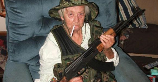 На Кубани 76-летняя старушка расстреляла из ТТ двух человек