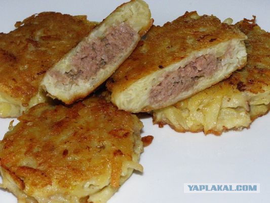 Картофельные драники с фаршем