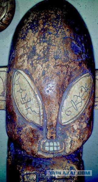 В Мексике найдены каменные фигурки НЛО и их пилотов, которым больше 7000 лет
