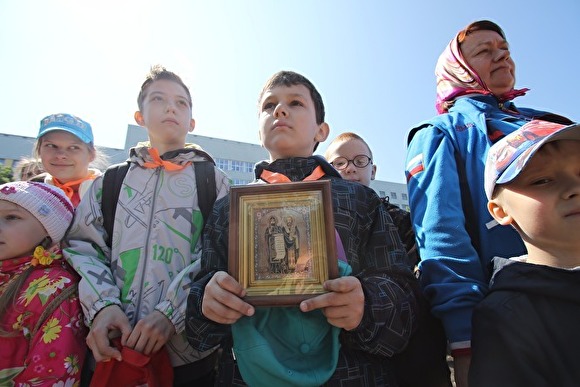 Патриарх Кирилл хочет еще больше уроков православия в школе